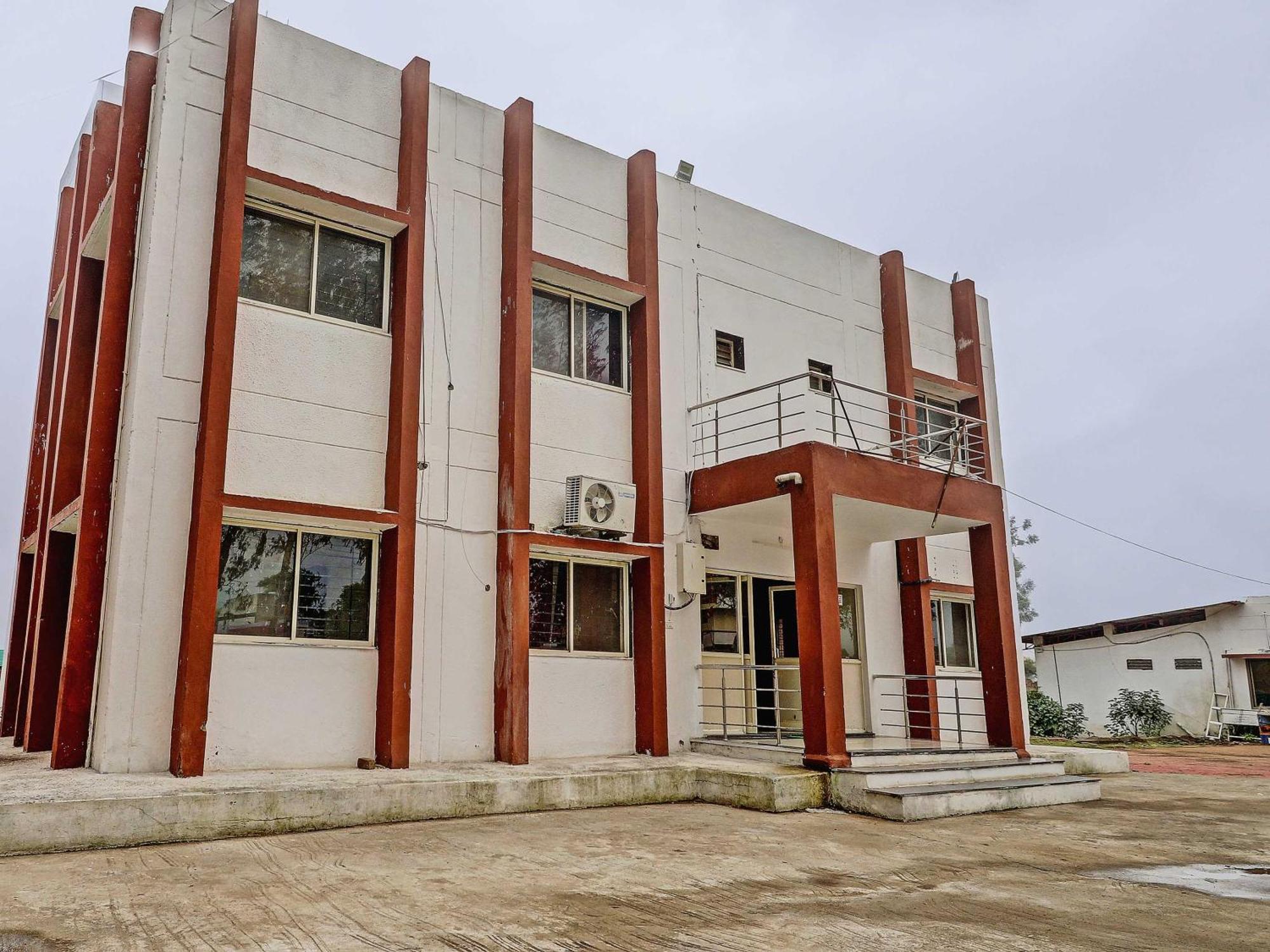 Hotel O Midway Treat Dhar Exterior photo